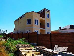 Дом 170м&sup2;, 2-этажный, участок 3 сот.  