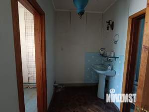 Дом 323м², 3-этажный, участок 5 сот.  