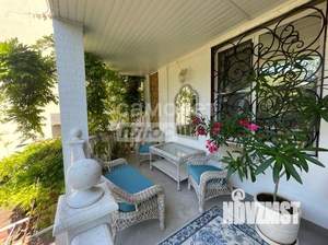 Дом 550м², 2-этажный, участок 5 сот.  