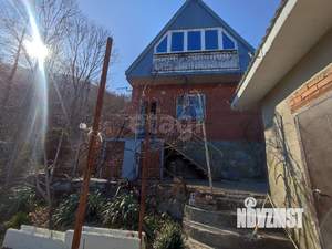 Дом 71м&sup2;, 2-этажный, участок 6 сот.  