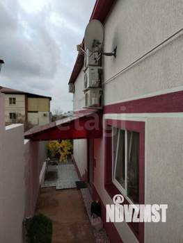 Дом 188м&sup2;, 2-этажный, участок 3 сот.  