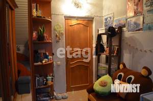 Дом 189м&sup2;, 3-этажный, участок 4 сот.  