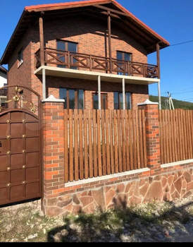 Дом 146м&sup2;, 2-этажный, участок 4 сот.  