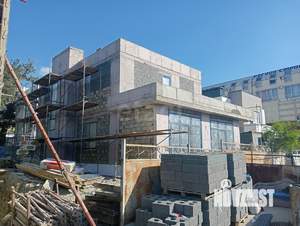 Дом 220м&sup2;, 2-этажный, участок 4 сот.  