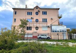 Дом 44м², 3-этажный, участок 3 сот.  