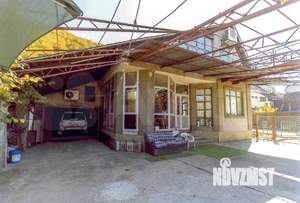 Дом 197м², 2-этажный, участок 6 сот.  