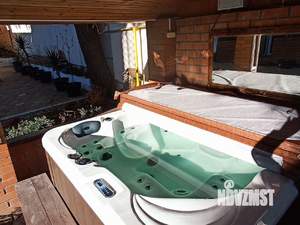 Дом 240м², 2-этажный, участок 6 сот.  