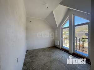 Дом 128м&sup2;, 2-этажный, участок 3 сот.  