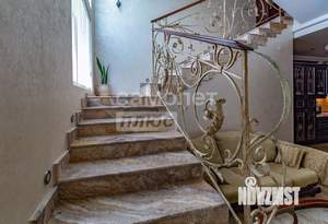 Дом 385м², 2-этажный, участок 6 сот.  