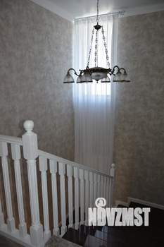 Дом 223м&sup2;, 2-этажный, участок 6 сот.  