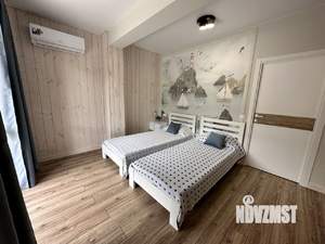 Дом 137м², 2-этажный, участок 4 сот.  