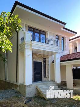 Дом 307м&sup2;, 2-этажный, участок 3 сот.  