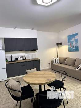 Дом 198м&sup2;, 2-этажный, участок 4 сот.  