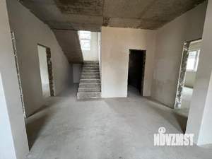 Дом 251м², 2-этажный, участок 6 сот.  