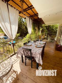 Дом 188м&sup2;, 2-этажный, участок 5 сот.  