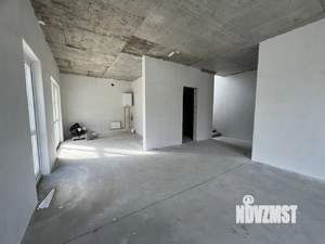 Коттедж 335м&sup2;, 2-этажный, участок 6 сот.  