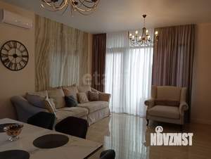 Дом 220м², 2-этажный, участок 5 сот.  