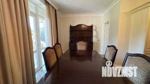 Дом 308м², 2-этажный, участок 9 сот.  