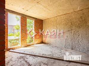 Дом 300м&sup2;, 3-этажный, участок 9 сот.  