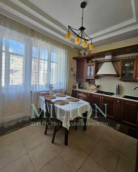 Дом 105м², 2-этажный, участок 1 сот.  