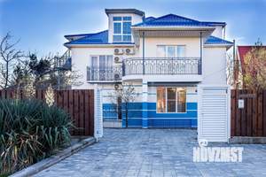 Дом 551м&sup2;, 3-этажный, участок 6 сот.  