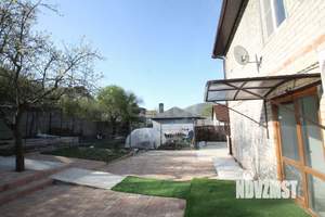 Дом 110м&sup2;, 3-этажный, участок 4 сот.  