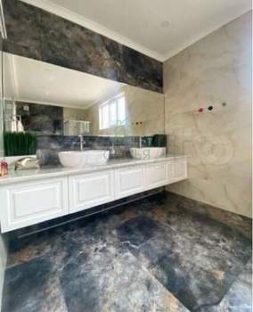 Дом 300м&sup2;, 2-этажный, участок 8 сот.  