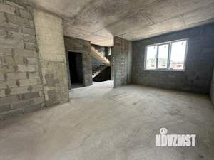 Дом 270м², 3-этажный, участок 3 сот.  