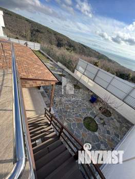 Дом 290м&sup2;, 3-этажный, участок 12 сот.  