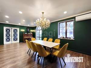 Дом 392м&sup2;, 3-этажный, участок 5 сот.  