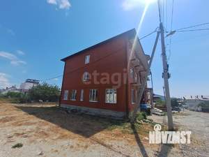 Дом 955м&sup2;, 3-этажный, участок 6 сот.  