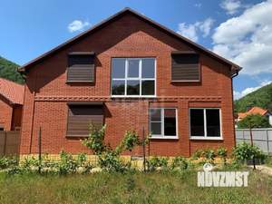 Дом 181м&sup2;, 2-этажный, участок 6 сот.  