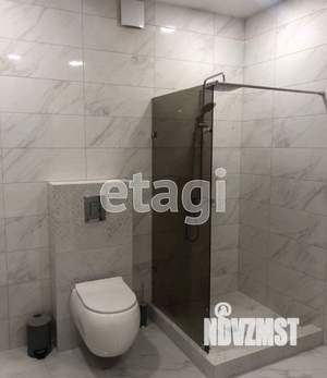 Дом 180м&sup2;, 2-этажный, участок 7 сот.  