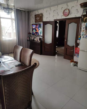 Дом 230м&sup2;, 4-этажный, участок 2 сот.  