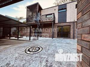 Дом 137м&sup2;, 2-этажный, участок 6 сот.  