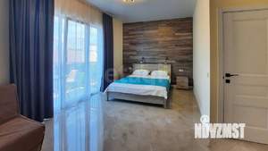 Дом 283м&sup2;, 2-этажный, участок 6 сот.  