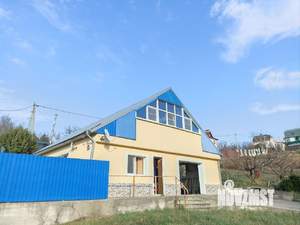 Дом 240м&sup2;, 2-этажный, участок 6 сот.  