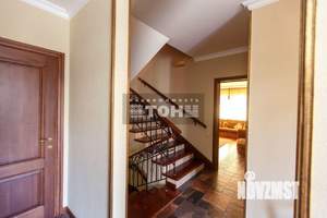 Коттедж 420м&sup2;, 2-этажный, участок 5 сот.  