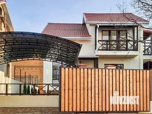 Дом 156м&sup2;, 2-этажный, участок 4 сот.  