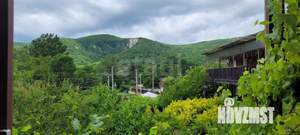 Дом 250м&sup2;, 3-этажный, участок 9 сот.  