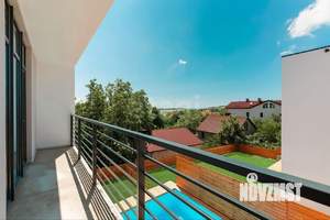 Дом 254м&sup2;, 2-этажный, участок 5 сот.  