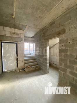 Дом 94м&sup2;, 2-этажный, участок 2 сот.  