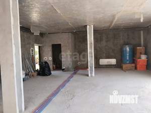 Дом 390м&sup2;, 2-этажный, участок 13 сот.  