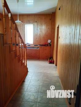 Дом 450м², 3-этажный, участок 9 сот.  