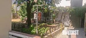 Дом 450м&sup2;, 3-этажный, участок 6 сот.  