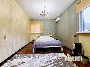 Дом 330м&sup2;, 2-этажный, участок 15 сот.  