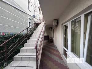 Дом 242м&sup2;, 2-этажный, участок 3 сот.  