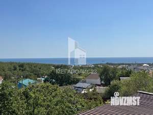 Дом 180м&sup2;, 2-этажный, участок 10 сот.  