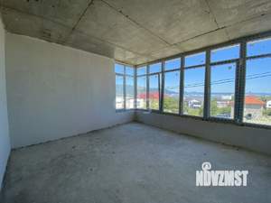 Дом 185м&sup2;, 3-этажный, участок 2 сот.  