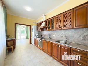 Дом 171м&sup2;, 2-этажный, участок 10 сот.  